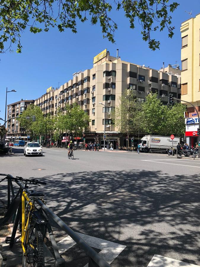 Apartmán Atico Puerta De Europa Madrid Exteriér fotografie