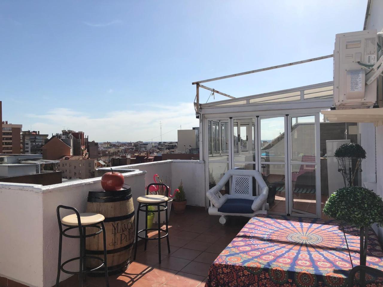 Apartmán Atico Puerta De Europa Madrid Exteriér fotografie